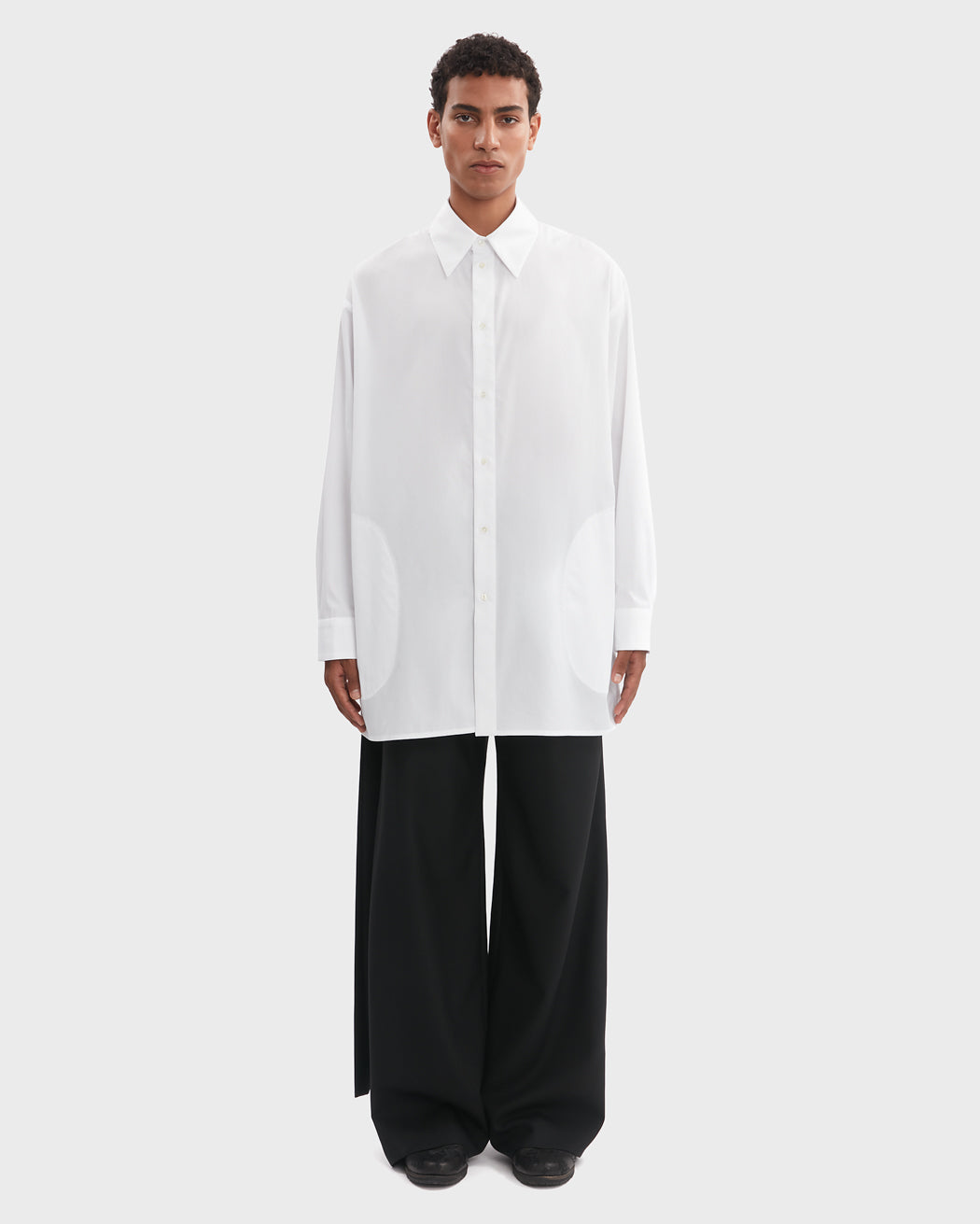 ARTIST OVERSIZED SHIRT