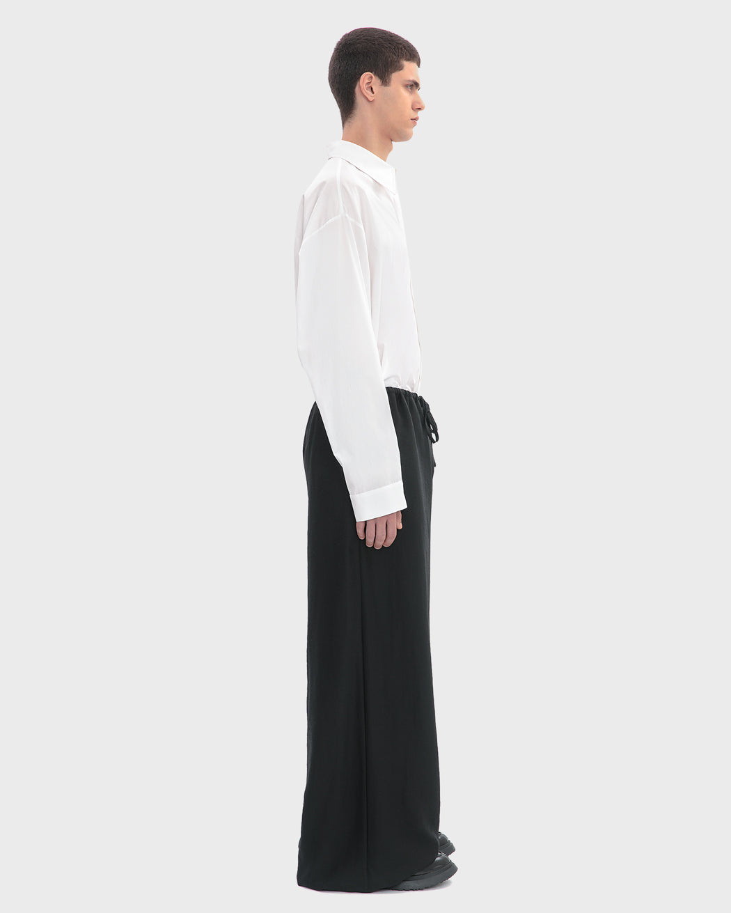 LOOSE FIT WIDE LEG DRAWSTRING TROUSER