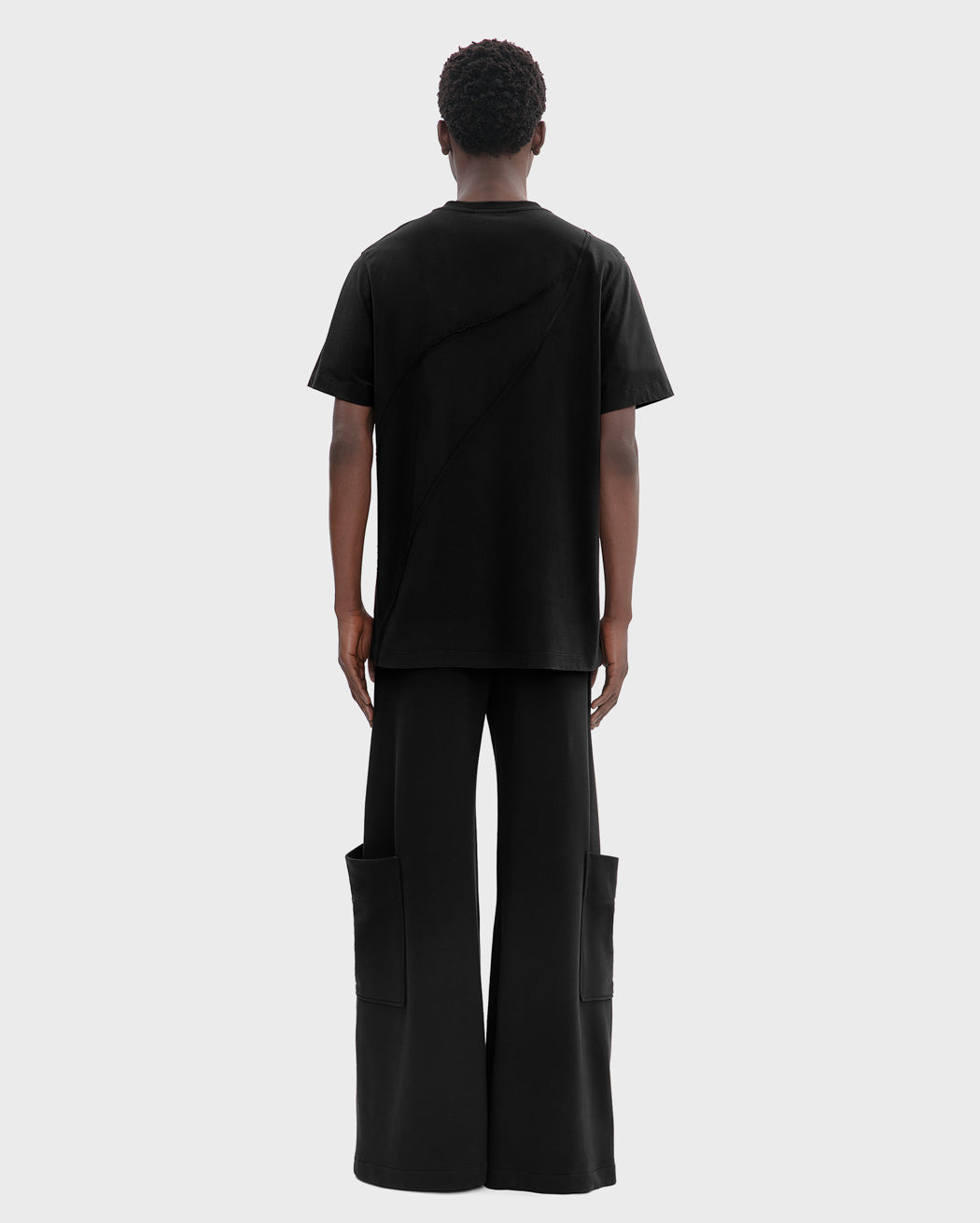 ARTIST RELAXED FIT T-SHIRT