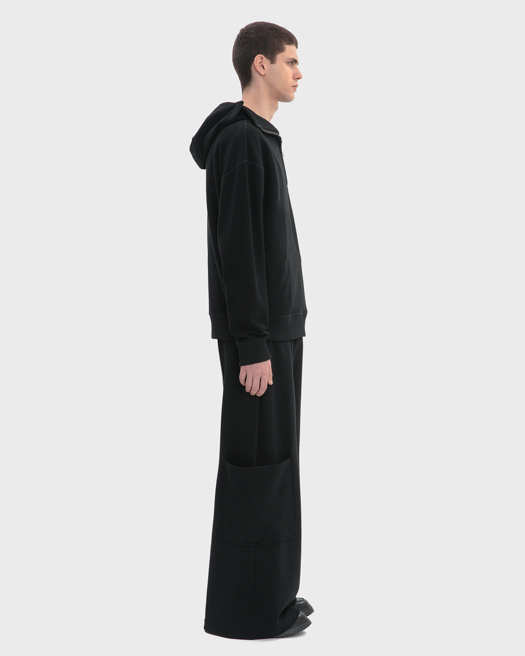 ARTIST RELAXED FIT HOODIE