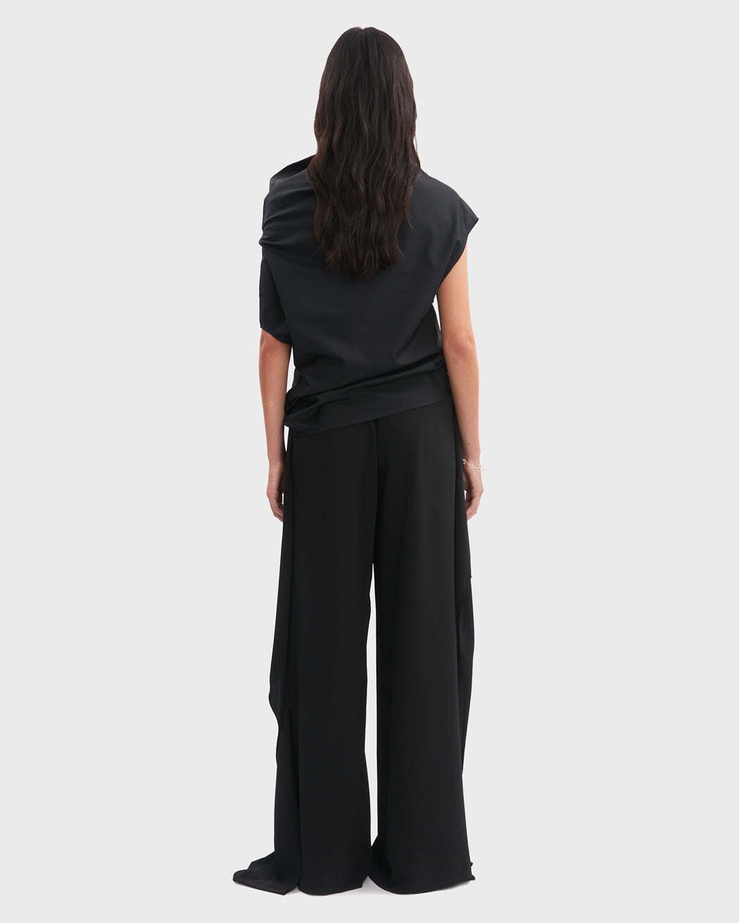 WIDE NECK TOP