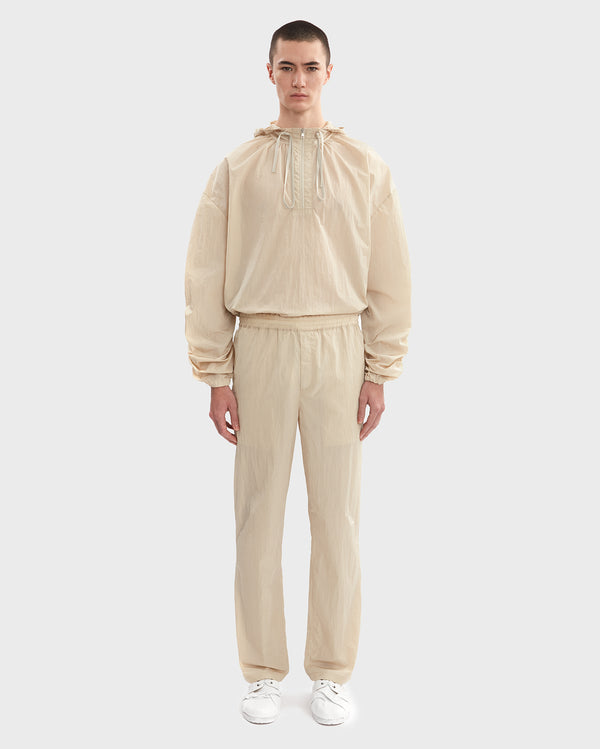 CRINKLED TROUSERS