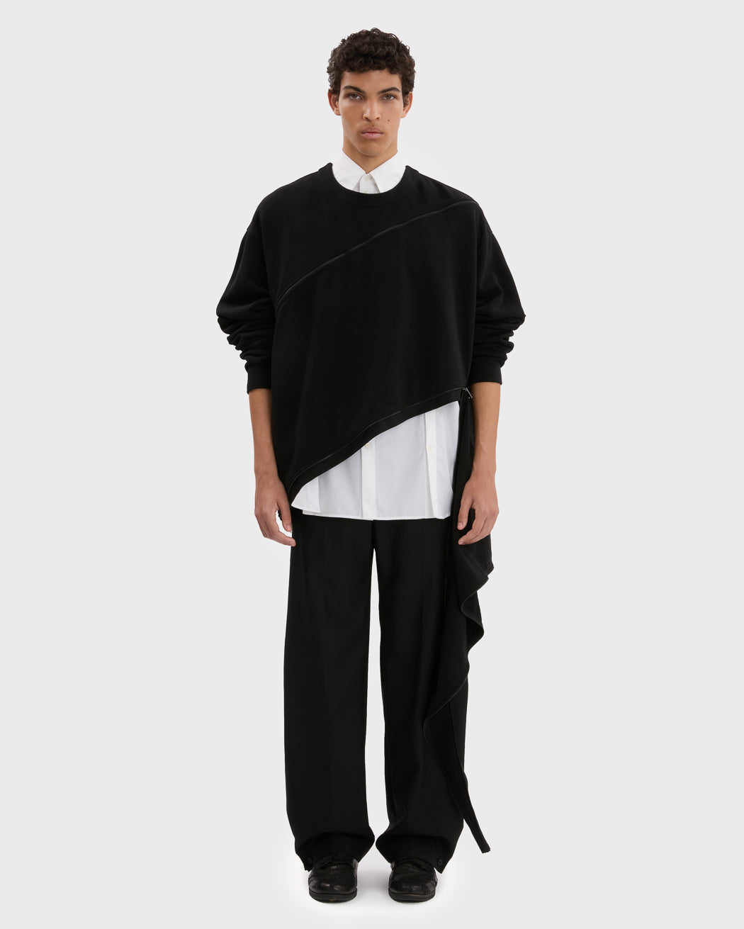 SPIRAL ZIP SWEATER