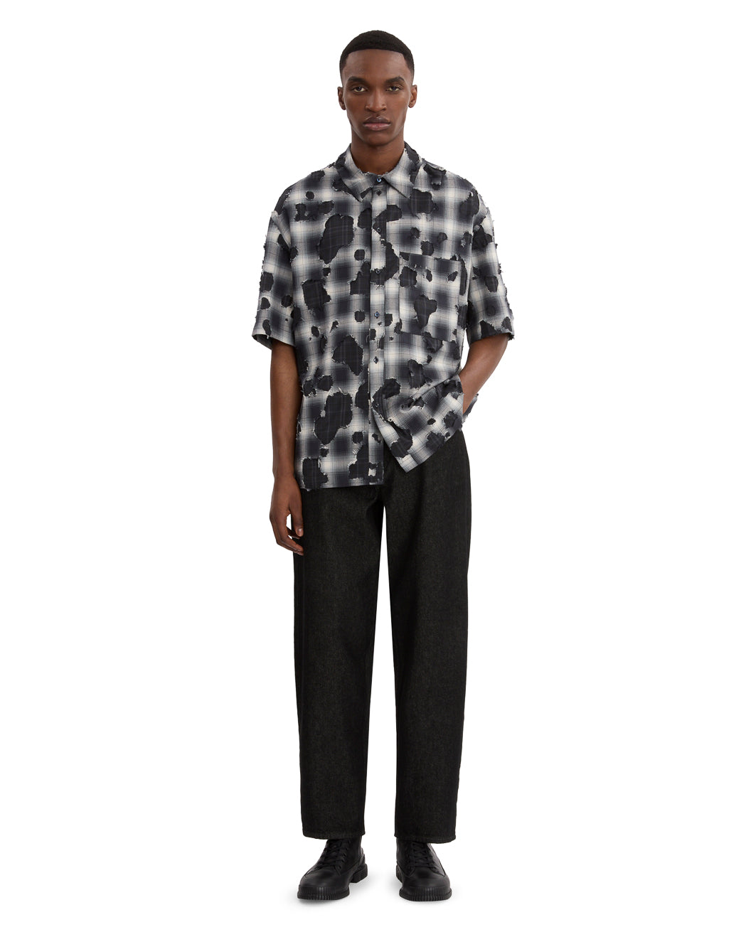 SHORT SLEEVE SHIRT